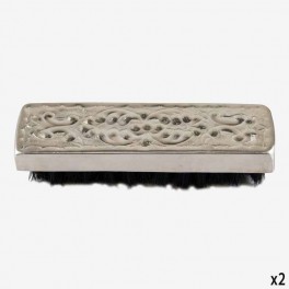 L RCTG CARVED CLOTHES BRUSH